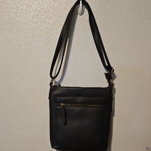Elegant Black Leather Shoulder Bag